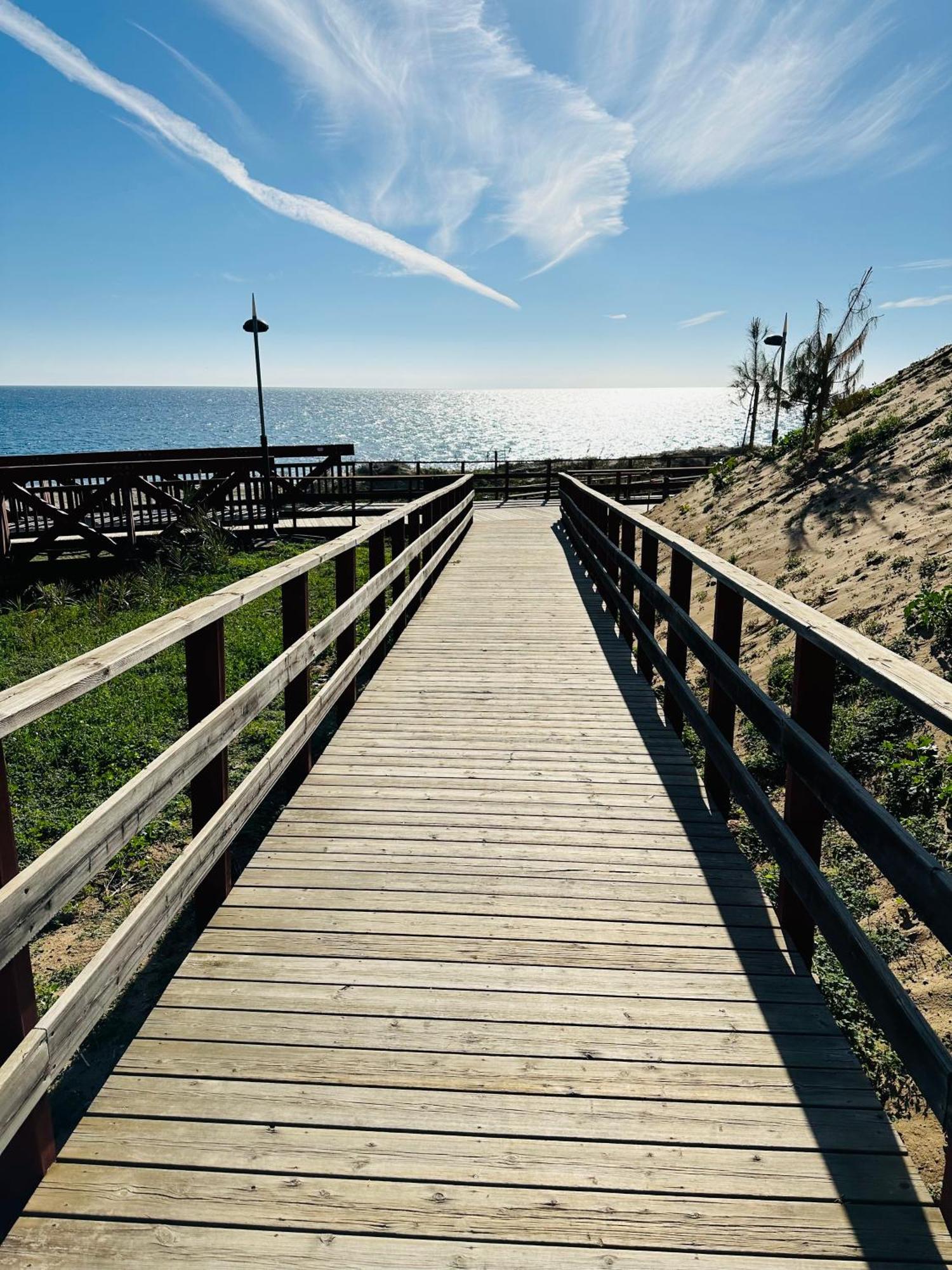Frente A La Playa Apartamento Boutique En 马尔韦利亚 外观 照片